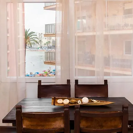 Bergantin Del Mar 아파트